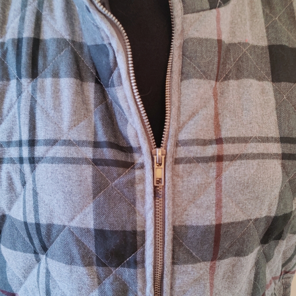Plaid quilted vest